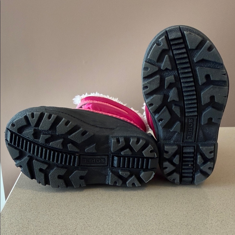 Sorel Kids Hot Pink and Black Winter Boots with Faux Fur Cuff - Picture 7 of 12